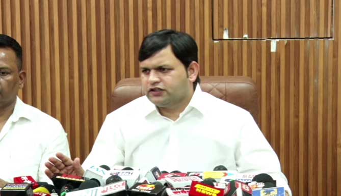 'छात्रों के मुद्दे पर राजनीति बंद हो' : खेल मंत्री गौरव गौतम का राहुल गांधी पर हमला, कॉमनवेल्थ गेम्स को लेकर भी जताई बड़ी उम्मीद