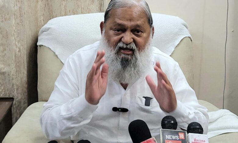 राहुल गांधी पर अनिल विज का तीखा हमला, बोले- “छपास और चिपकू रोग हो गया है”