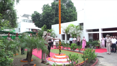 मुख्य सचिव अनुराग रस्तोगी ने फहराया तिरंगा, प्रदेशवासियों को दी स्वतंत्रता दिवस की शुभकामनाएं