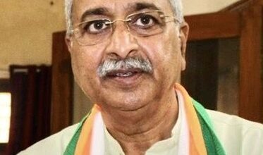 आदमपुर झाड़सा में धार्मिक स्थलों पर बुलडोजर कार्रवाई से गरमाई सियासत, राव नरेंद्र सिंह ने भाजपा सरकार को घेरा