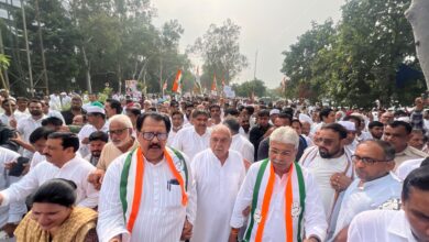 ज्ञानेश कुमार को हटाने और गिरफ्तारी की मांग पर हरियाणा कांग्रेस का प्रदर्शन, चंडीगढ़ में वाटर कैनन और हिरासत